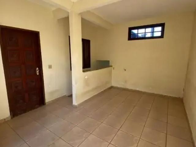 Casa / Sobrado para Venda em Magé/RJ Centro 5 Quartos