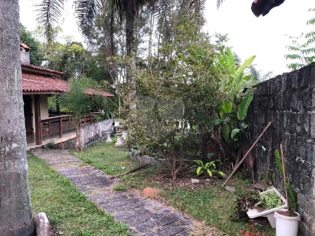 Casa / Sobrado para Venda em Mairiporã/SP Olho D'Água 3 Quartos