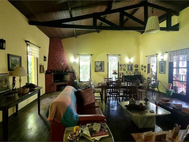 Casa / Sobrado para Venda em Mairiporã/SP Serra da Cantareira 3 Quartos