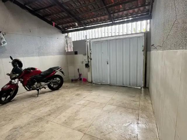 Casa / Sobrado para Venda em Maracanaú/CE Piratininga 3 Quartos