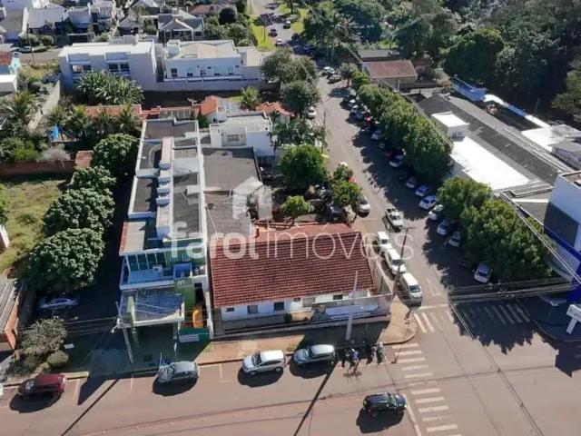 Casa / Sobrado para Venda em Marechal Cândido Rondon/PR Centro 4 Quartos