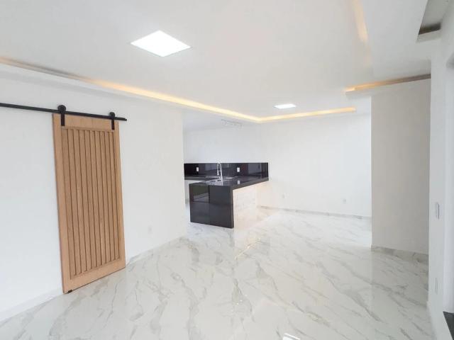 Casa / Sobrado para Venda em Maricá/RJ Ubatiba 3 Quartos