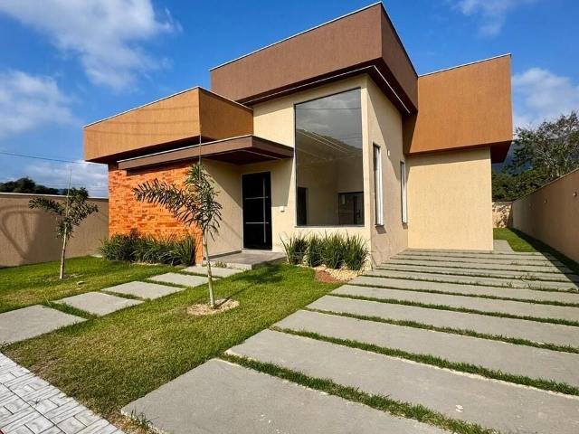 Casa / Sobrado para Venda em Maricá/RJ Ubatiba 3 Quartos