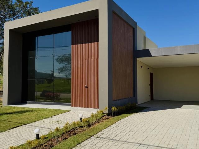 Casa / Sobrado para Venda em Maricá/RJ Ubatiba 3 Quartos