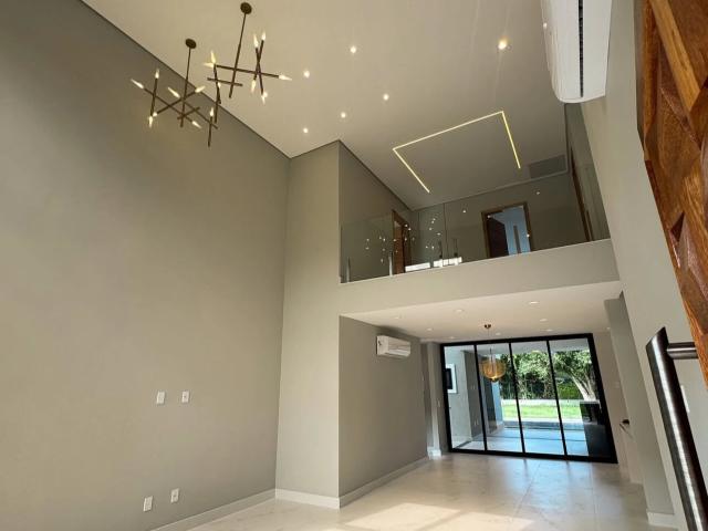 Casa / Sobrado para Venda em Maricá/RJ Ubatiba 4 Quartos