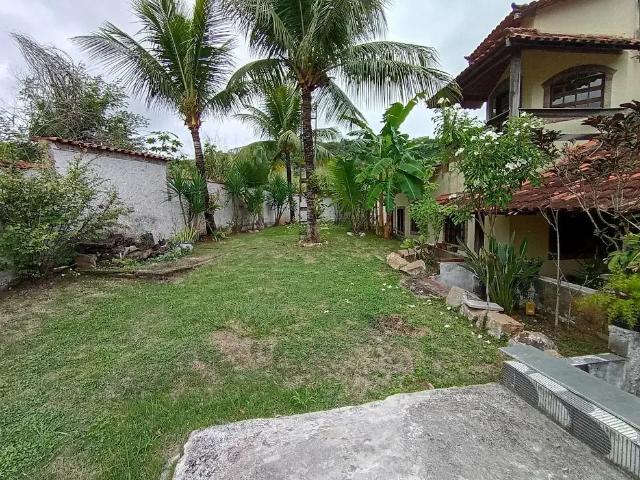 Casa / Sobrado para Venda em Maricá/RJ Centro 3 Quartos