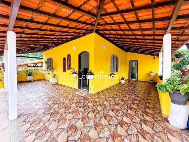 Casa / Sobrado para Venda em Maricá/RJ Centro 4 Quartos