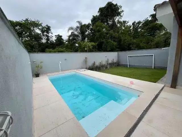 Casa / Sobrado para Venda em Maricá/RJ Centro 4 Quartos