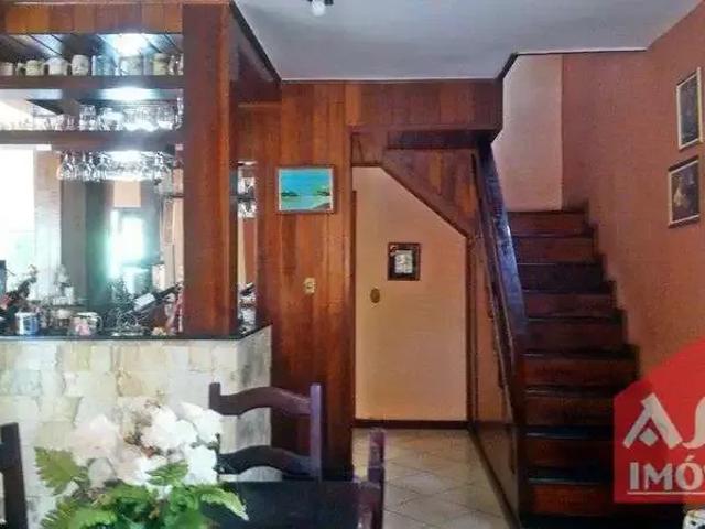 Casa / Sobrado para Venda em Maricá/RJ Cordeirinho Ponta Negra 5 Quartos