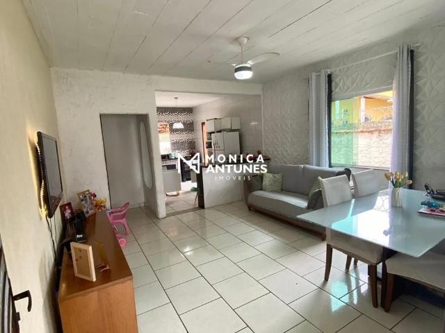 Casa / Sobrado para Venda em Maricá/RJ Praia de Itaipuaçu Itaipuaçu 2 Quartos