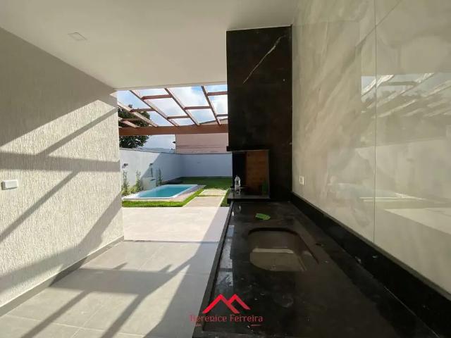 Casa / Sobrado para Venda em Maricá/RJ Praia de Itaipuaçu Itaipuaçu 2 Quartos