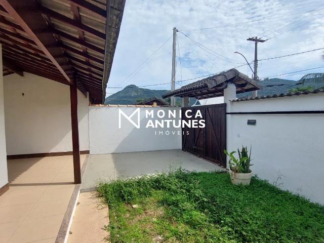 Casa / Sobrado para Venda em Maricá/RJ Praia de Itaipuaçu Itaipuaçu 3 Quartos
