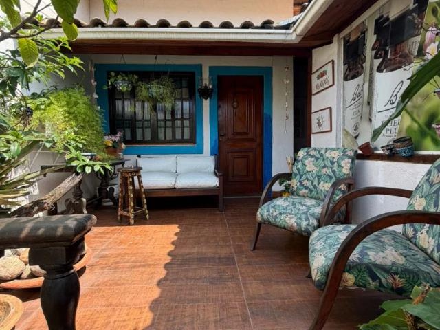Casa / Sobrado para Venda em Maricá/RJ Praia de Itaipuaçu Itaipuaçu 3 Quartos