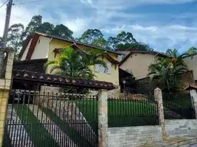 Casa / Sobrado para Venda em Mariana/MG Passagem de Mariana 4 Quartos