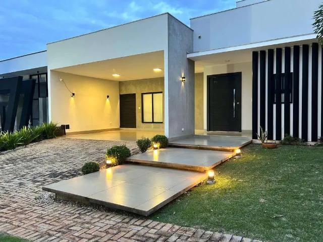 Casa / Sobrado para Venda em Marialva/PR Centro 3 Quartos