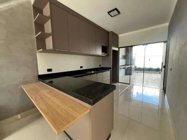 Casa / Sobrado para Venda em Marialva/PR Centro 3 Quartos