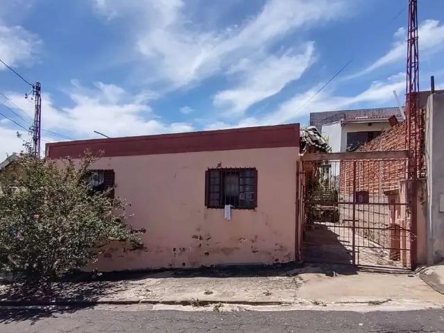 Casa / Sobrado para Venda em Marília/SP Cascata 2 Quartos