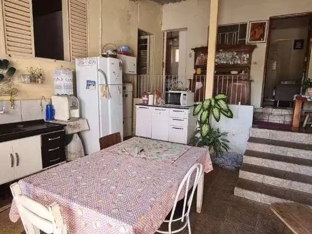 Casa / Sobrado para Venda em Marília/SP Cascata 3 Quartos