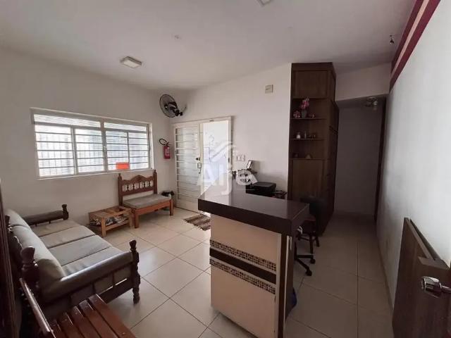 Casa / Sobrado para Venda em Marília/SP Centro 4 Quartos