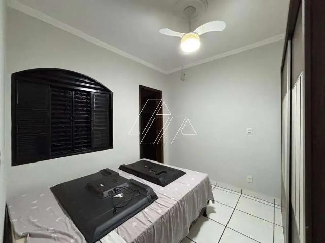 Casa / Sobrado para Venda em Marília/SP César de Almeida 1 Quartos