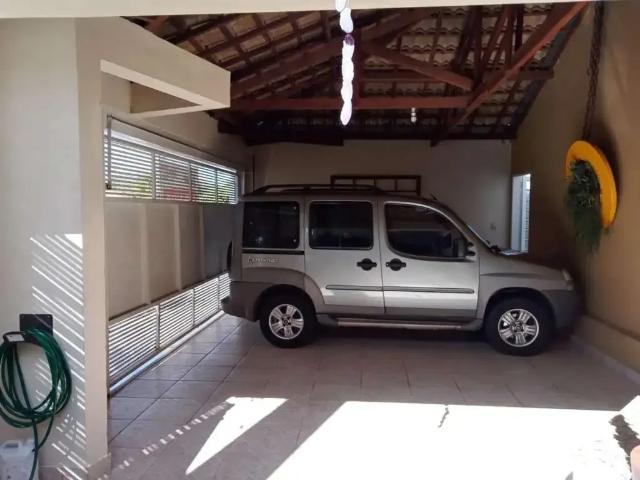 Casa / Sobrado para Venda em Marília/SP Ana Carla 3 Quartos