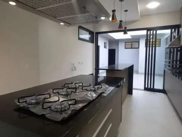 Casa / Sobrado para Venda em Marília/SP Alto Cafezal 3 Quartos