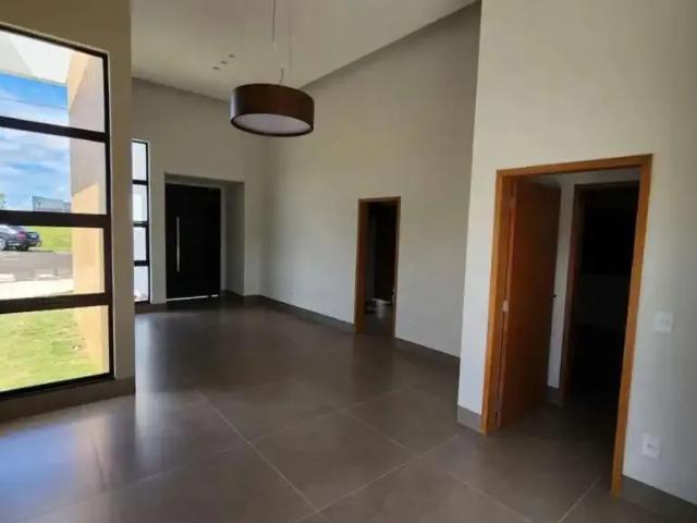 Casa / Sobrado para Venda em Marília/SP Área Rural de Marília 3 Quartos
