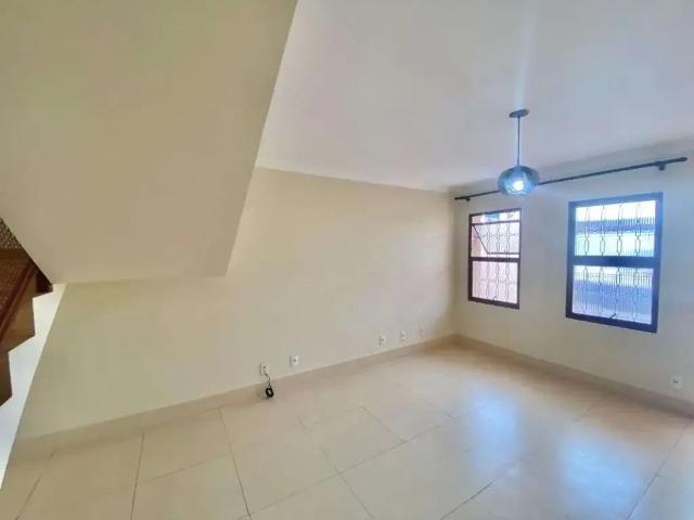 Casa / Sobrado para Venda em Marília/SP Bassan 3 Quartos