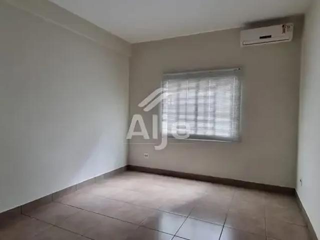 Casa / Sobrado para Venda em Marília/SP Fragata 4 Quartos