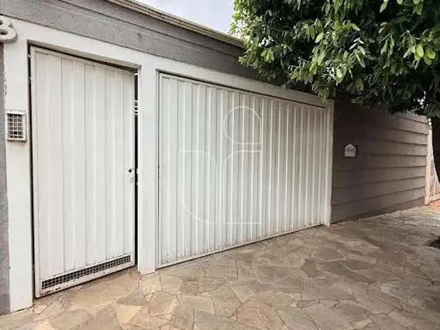 Casa / Sobrado para Venda em Marília/SP Fragata 3 Quartos
