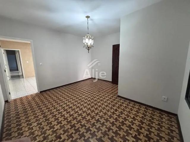 Casa / Sobrado para Venda em Marília/SP Fragata 3 Quartos