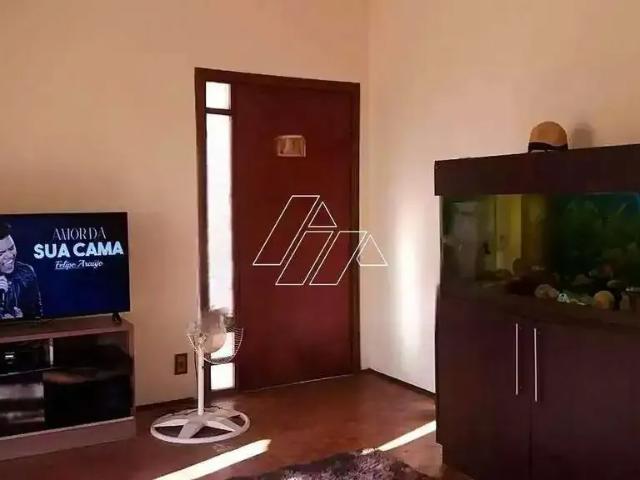 Casa / Sobrado para Venda em Marília/SP Jardim Marília 3 Quartos