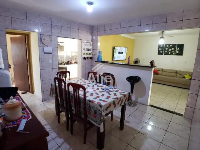 Casa / Sobrado para Venda em Marília/SP Jardim Monte Castelo 3 Quartos