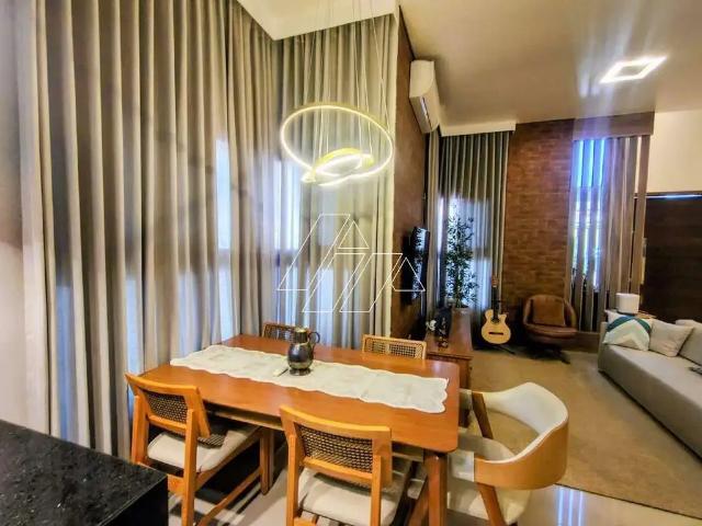 Casa / Sobrado para Venda em Marília/SP Jardim Acapulco 3 Quartos