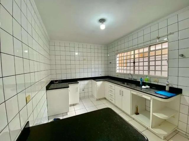 Casa / Sobrado para Venda em Marília/SP Jardim Acapulco 3 Quartos