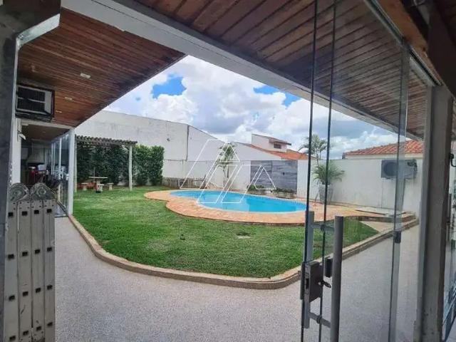 Casa / Sobrado para Venda em Marília/SP Jardim Aeroporto 5 Quartos