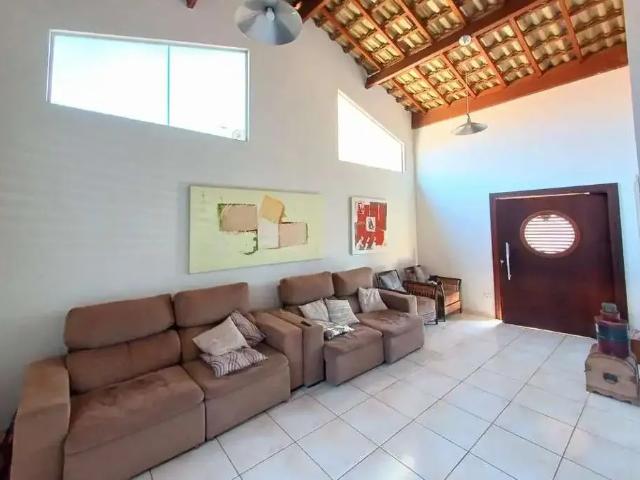 Casa / Sobrado para Venda em Marília/SP Jardim América 3 Quartos