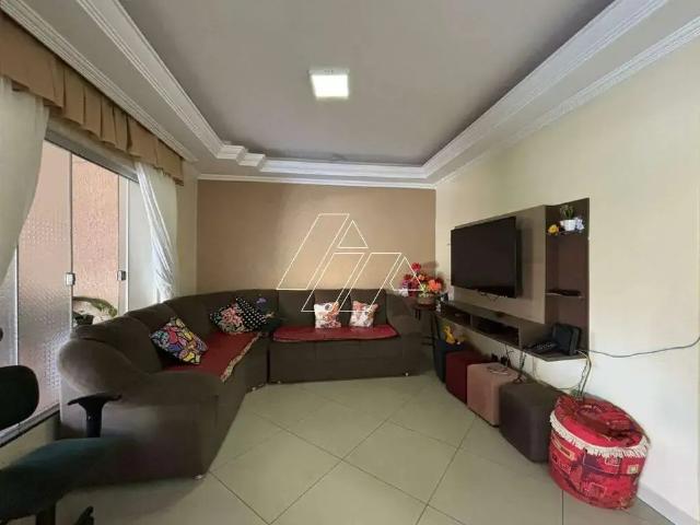 Casa / Sobrado para Venda em Marília/SP Jardim América 3 Quartos