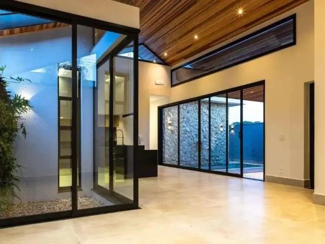 Casa / Sobrado para Venda em Marília/SP Jardim Esmeralda 4 Quartos