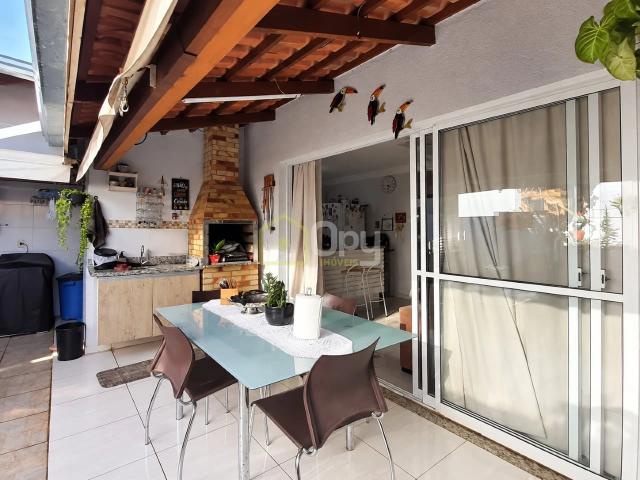 Casa / Sobrado para Venda em Marília/SP Jardim Esmeralda 3 Quartos