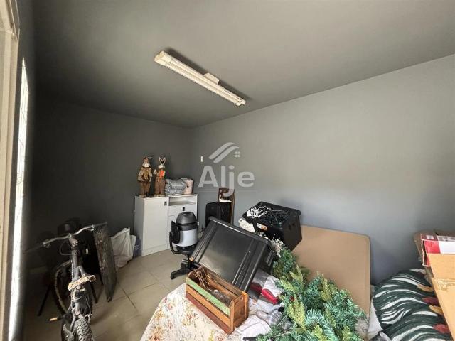 Casa / Sobrado para Venda em Marília/SP Jardim Estoril 3 Quartos
