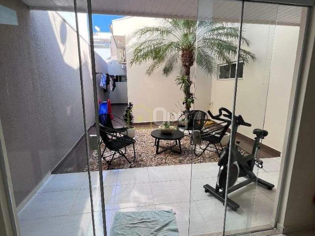 Casa / Sobrado para Venda em Marília/SP Jardim Florença 3 Quartos