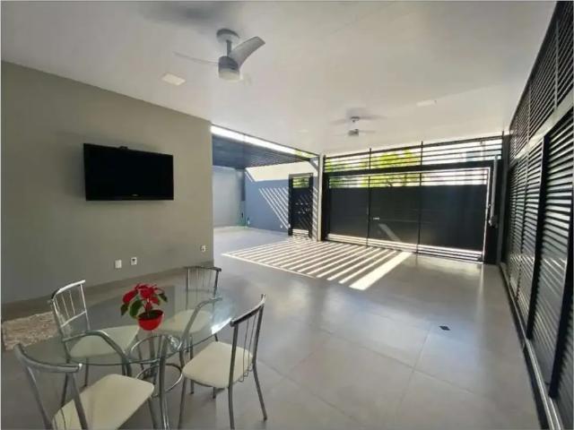 Casa / Sobrado para Venda em Marília/SP Jardim Parati 3 Quartos