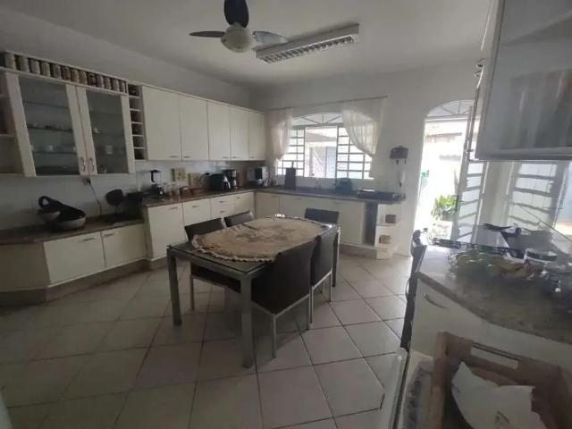 Casa / Sobrado para Venda em Marília/SP Jardim Progresso 3 Quartos