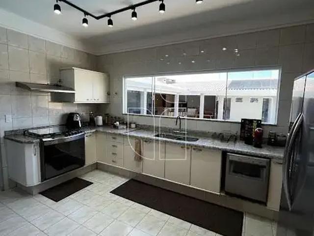 Casa / Sobrado para Venda em Marília/SP Jardim Tropical 4 Quartos