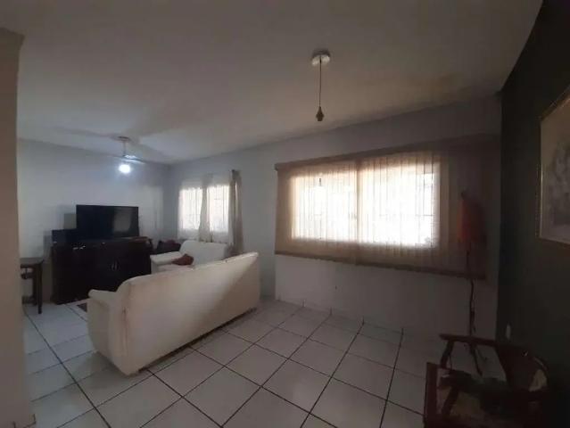 Casa / Sobrado para Venda em Marília/SP Maria Paula 3 Quartos