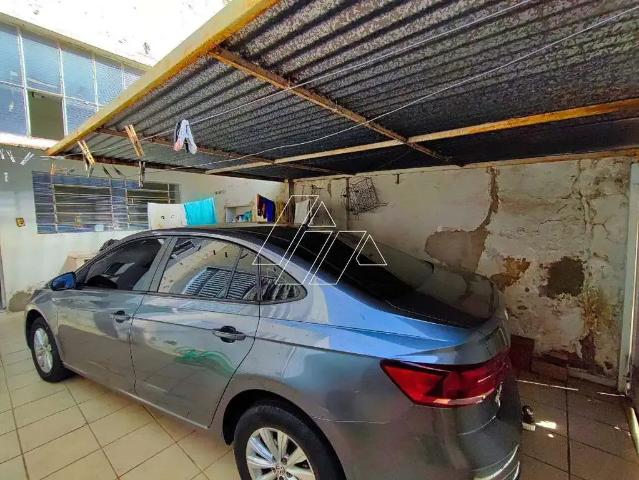 Casa / Sobrado para Venda em Marília/SP Marília 4 Quartos