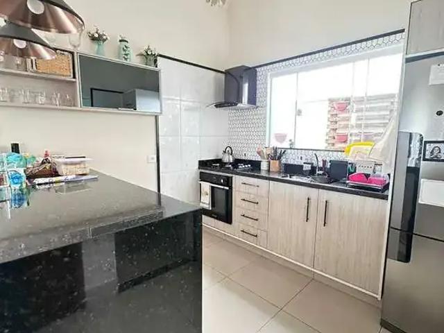Casa / Sobrado para Venda em Marília/SP Marília 3 Quartos