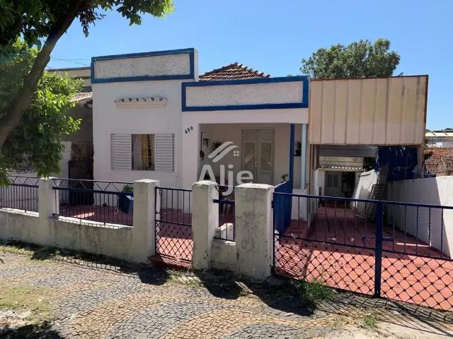 Casa / Sobrado para Venda em Marília/SP Marília 3 Quartos