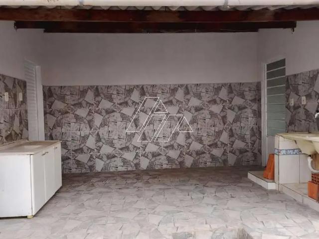 Casa / Sobrado para Venda em Marília/SP Núcleo Habitacional Alcides Matiuzzi 2 Quartos